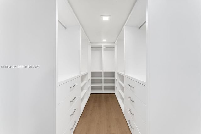 500 Palm Dr, Hallandale Beach, FL 33009