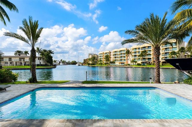 500 Palm Dr, Hallandale Beach, FL 33009