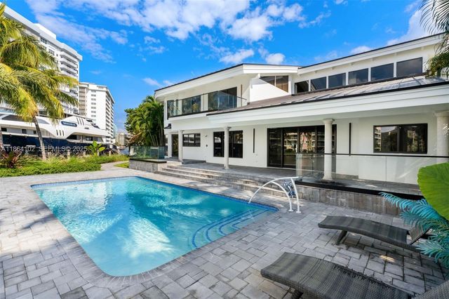 500 Palm Dr, Hallandale Beach, FL 33009