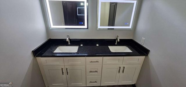 185 Glenrose Circle SW, Atlanta, GA 30354