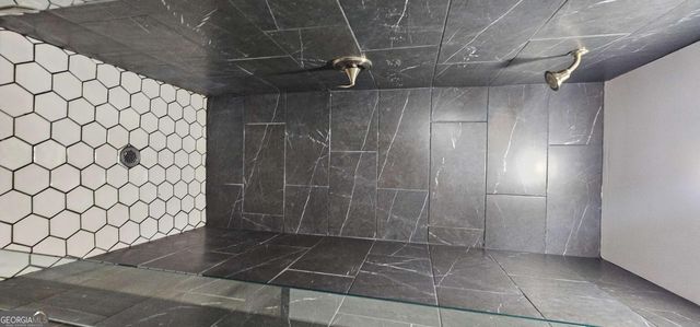 185 Glenrose Circle SW, Atlanta, GA 30354