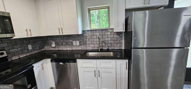 185 Glenrose Circle SW, Atlanta, GA 30354