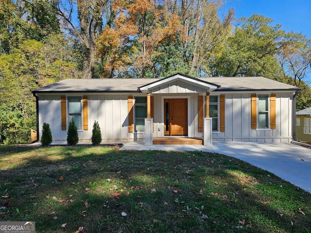 185 Glenrose Circle SW, Atlanta, GA 30354