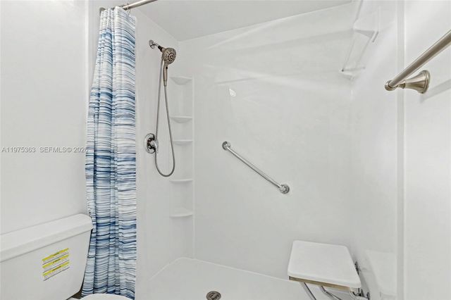 6701 N University Drive 210, Tamarac, FL 33321