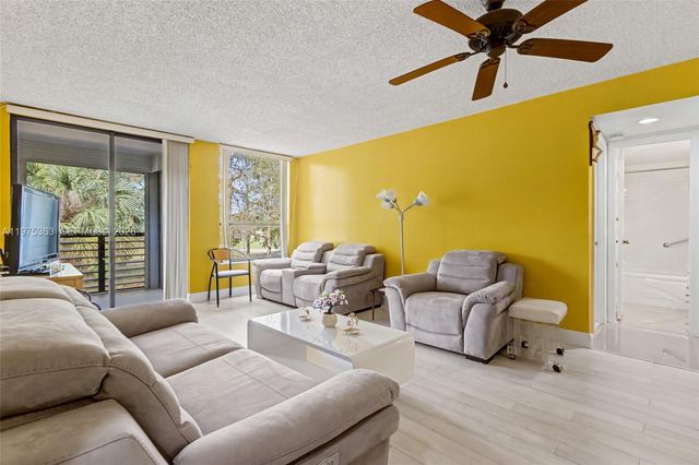 6701 N University Drive 210, Tamarac, FL 33321