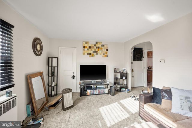 6322 SYLVESTER ST, Philadelphia, PA 19149