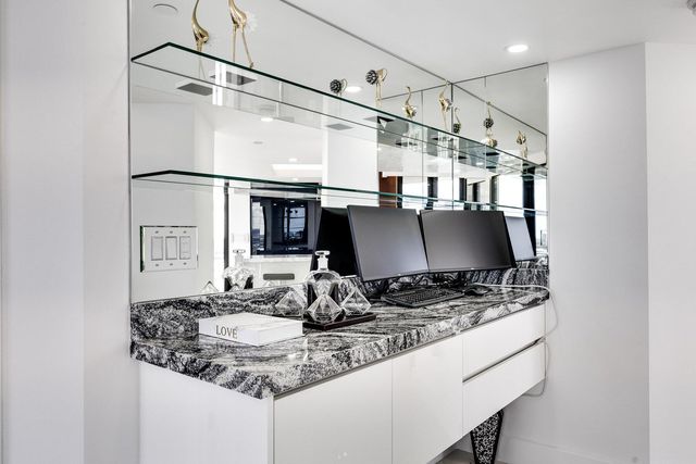 3000 N Ocean Drive Ph-A, Singer Island, FL 33404