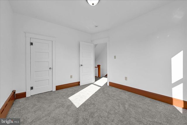 8 N WOLFE ST, Pottsville, PA 17901