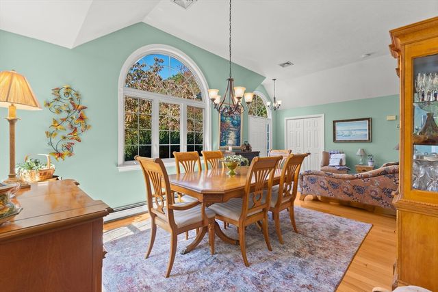 201 Buck Knoll Rd, Raynham, MA 02767