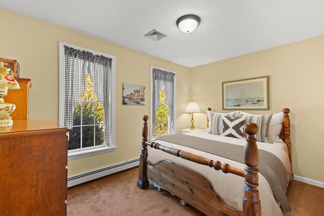 201 Buck Knoll Rd, Raynham, MA 02767