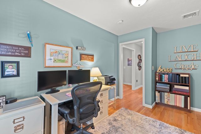 201 Buck Knoll Rd, Raynham, MA 02767