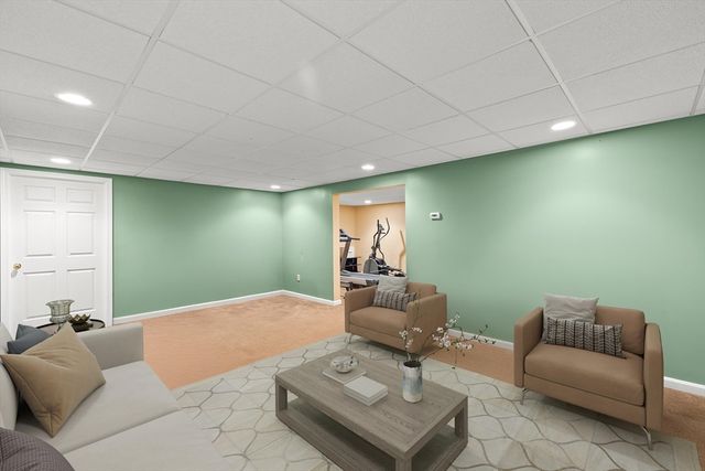 201 Buck Knoll Rd, Raynham, MA 02767