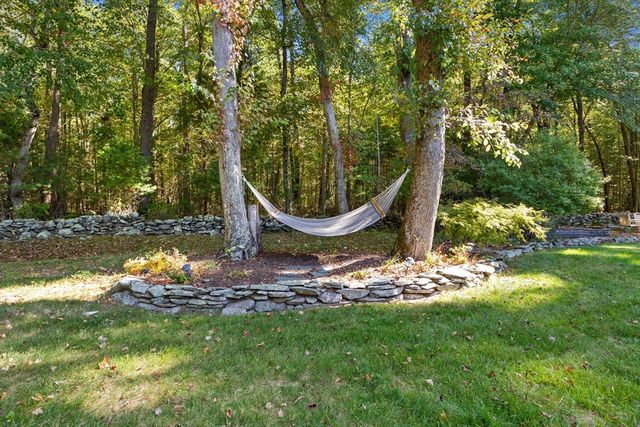 201 Buck Knoll Rd, Raynham, MA 02767