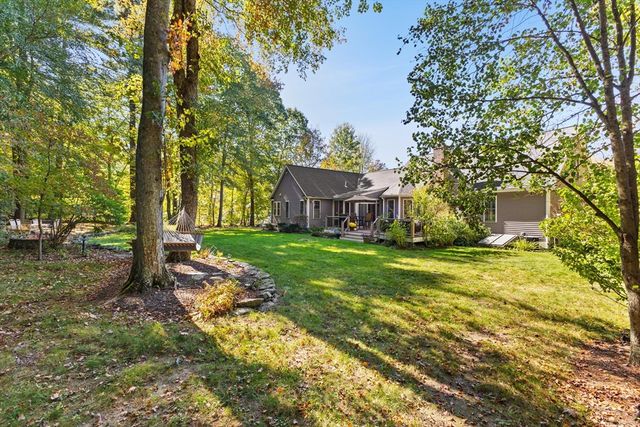 201 Buck Knoll Rd, Raynham, MA 02767