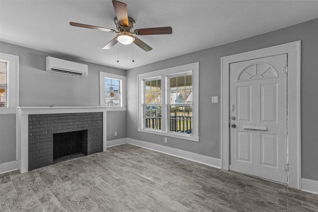 2706 Emmett Street, Dallas, TX 75211