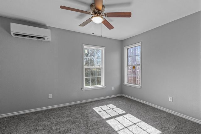 2706 Emmett Street, Dallas, TX 75211