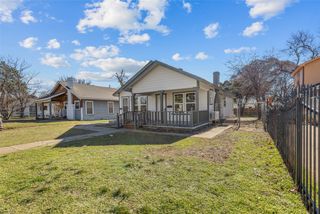 2706 Emmett Street, Dallas, TX 75211