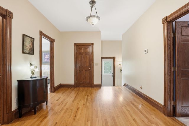 2940 Labore Road, Little Canada, MN 55109