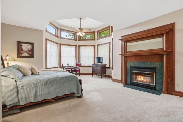 2940 Labore Road, Little Canada, MN 55109