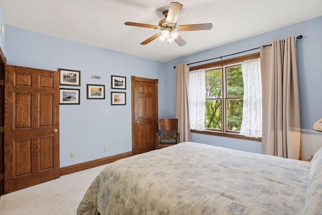 2940 Labore Road, Little Canada, MN 55109
