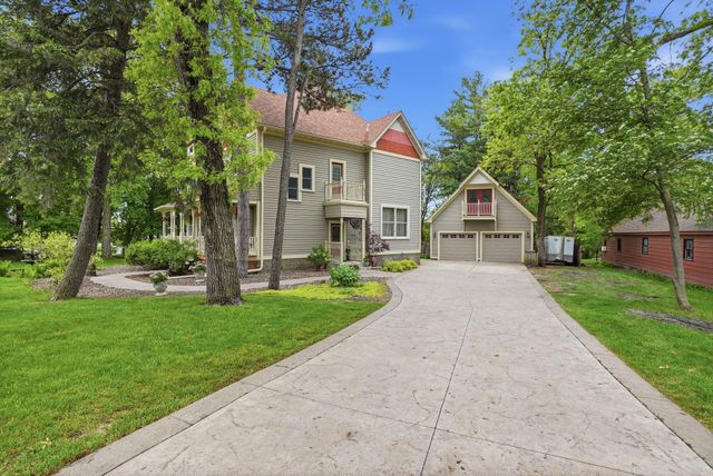 2940 Labore Road, Little Canada, MN 55109