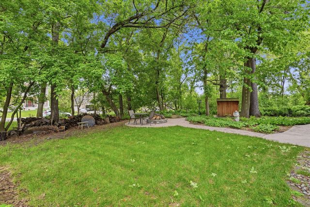 2940 Labore Road, Little Canada, MN 55109
