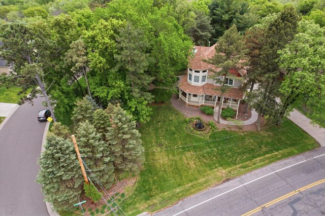 2940 Labore Road, Little Canada, MN 55109