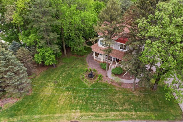 2940 Labore Road, Little Canada, MN 55109
