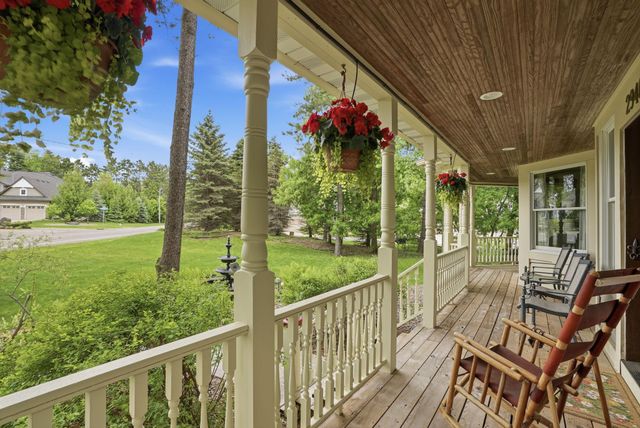 2940 Labore Road, Little Canada, MN 55109