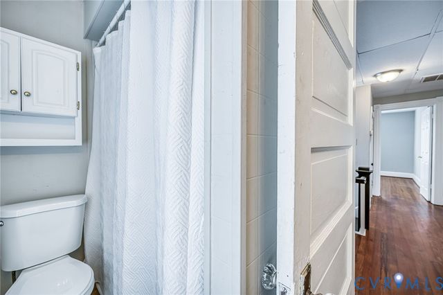 201 Suffolk Ave, Colonial Heights, VA 23834