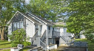 76 9th Street, Belford, NJ 07718