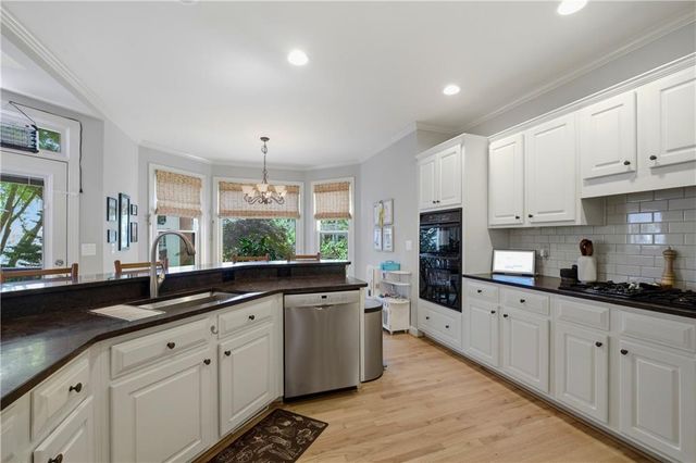 3308 Fieldwood Drive SE, Smyrna, GA 30080