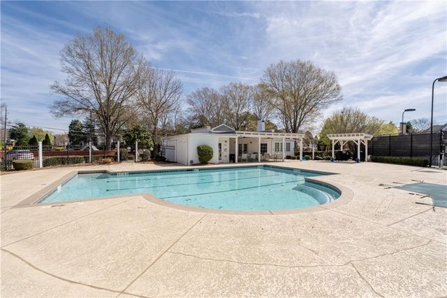 3308 Fieldwood Drive SE, Smyrna, GA 30080