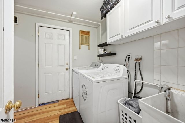 4 Park Pl, Pompton Lakes Boro, NJ 07442