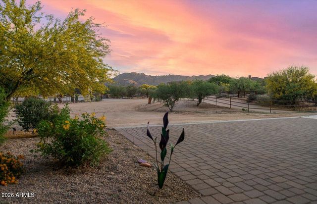 13810 E RED BIRD Road, Scottsdale, AZ 85262