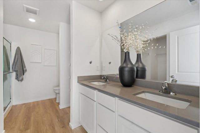 710 E 4th Ave, Deer Park, WA 99006