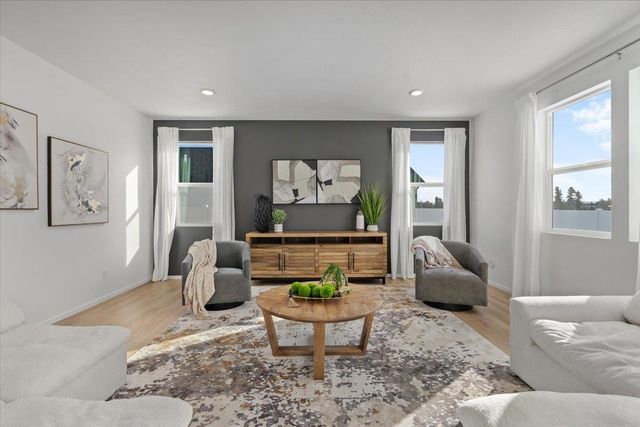 710 E 4th Ave, Deer Park, WA 99006