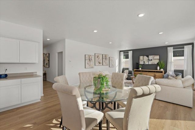 710 E 4th Ave, Deer Park, WA 99006