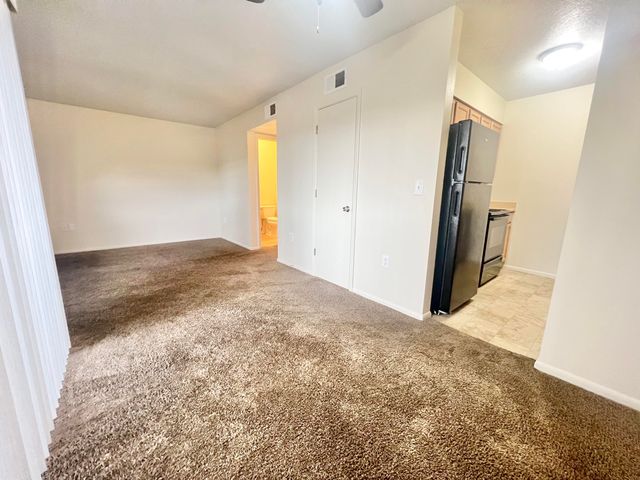 4601 Carlisle Boulevard NE APT C8, Albuquerque, NM 87109
