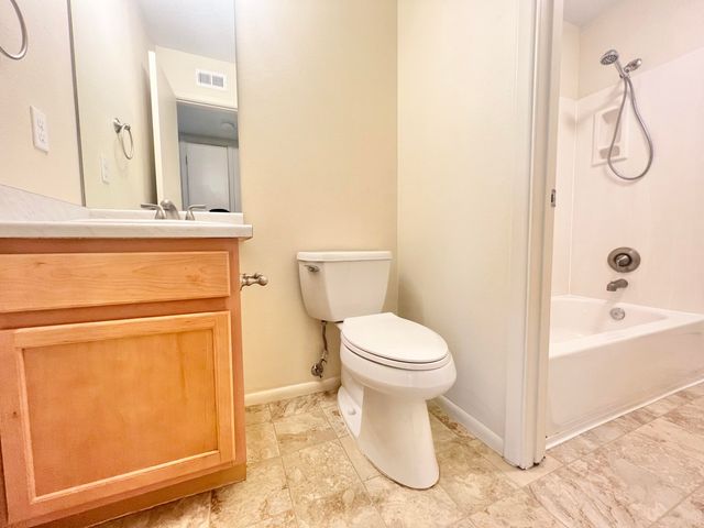 4601 Carlisle Boulevard NE APT C8, Albuquerque, NM 87109