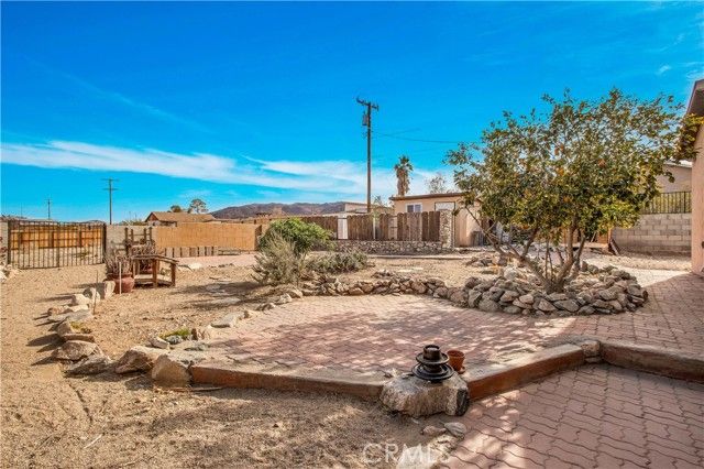 7565 Sherman Hoyt Avenue, Twentynine Palms, CA 92277