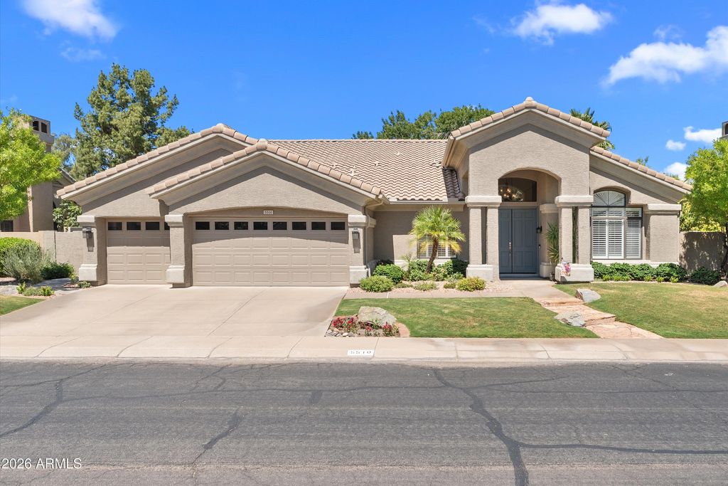 5510 E CANNON Drive, Paradise Valley, AZ 85253 — photo 2