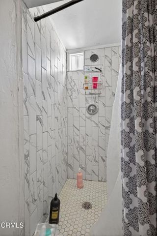 295 W Mission Street, Ventura, CA 93001