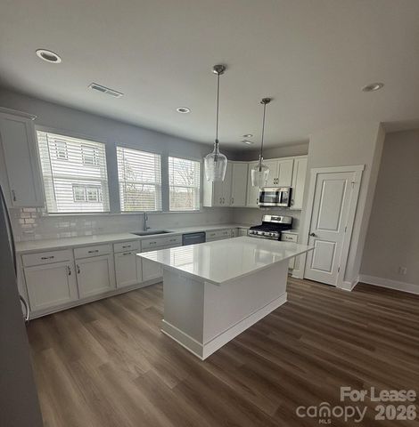 413 Nathaniel Way, Charlotte, NC 28213