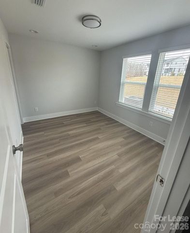 413 Nathaniel Way, Charlotte, NC 28213