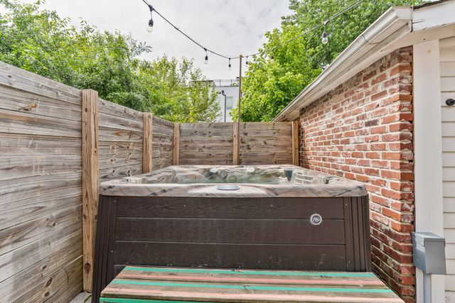 201 N 9th St, Nashville, TN 37206