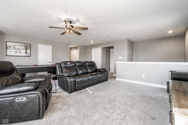 15802 Turntable Court, Westfield, IN 46074