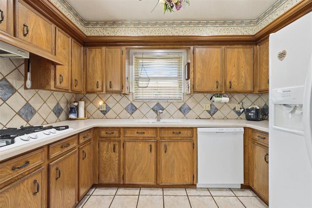 4711 Charade Drive, Houston, TX 77066