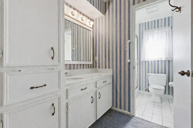 4711 Charade Drive, Houston, TX 77066