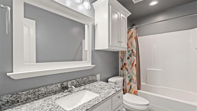 2086 County Road 1239, Tuttle, OK 73089